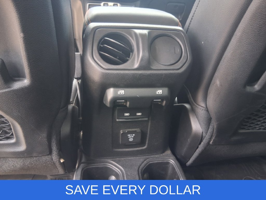 Used 2023 Jeep Gladiator Mojave w/ LED Lighting Group AWD/4WD image 15