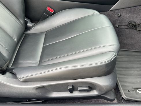 Used 2019 INFINITI Q60 3.0t Luxe w/ Essential Package image 21