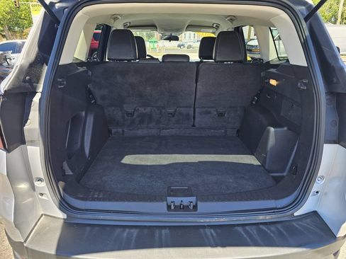 Used 2019 Ford Escape SE AWD/4WD image 10