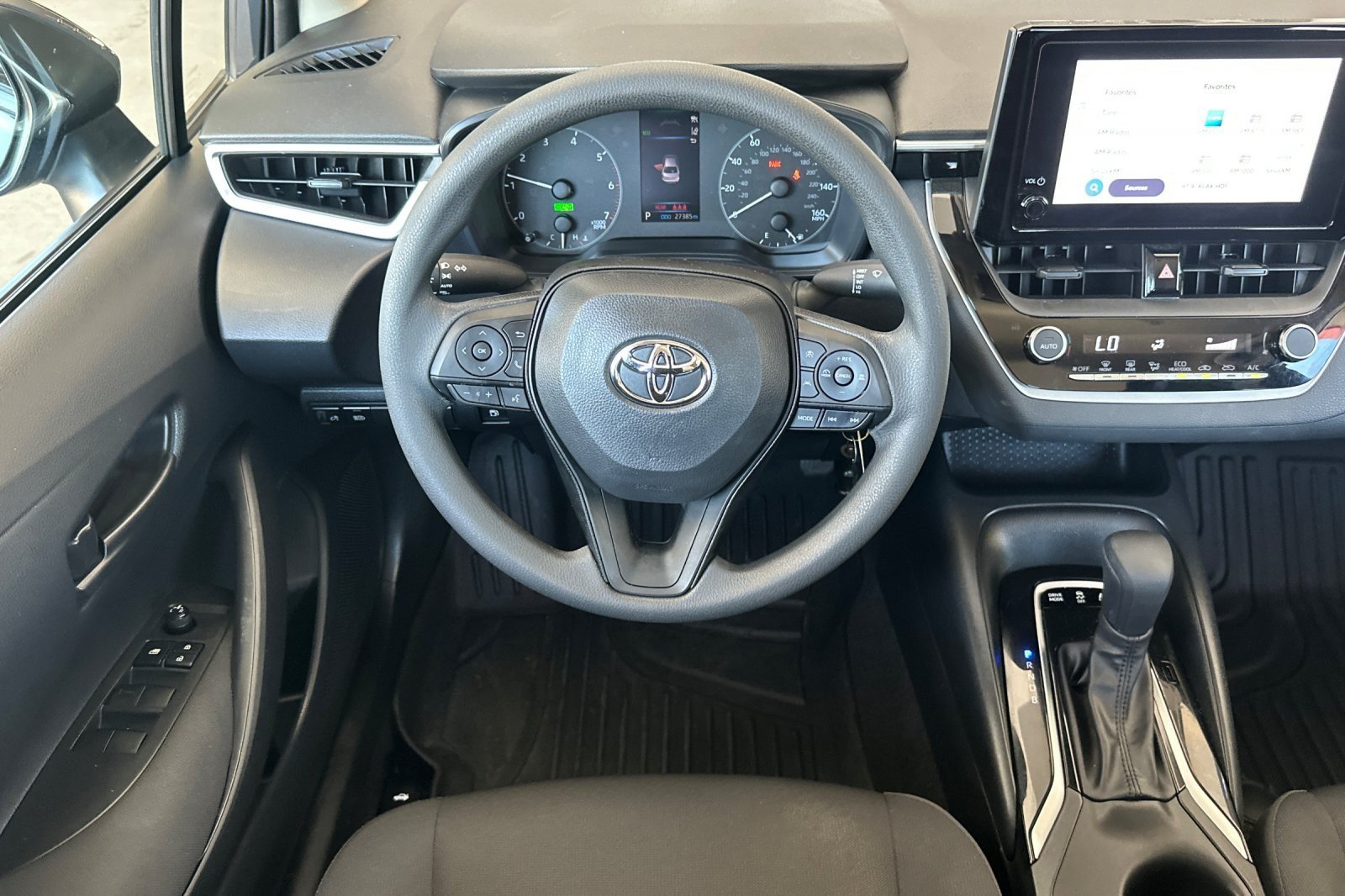 Certified 2024 Toyota Corolla LE FWD image 13