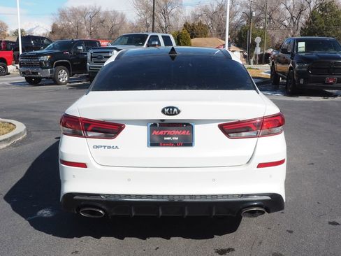 Used 2020 Kia Optima SE image 5