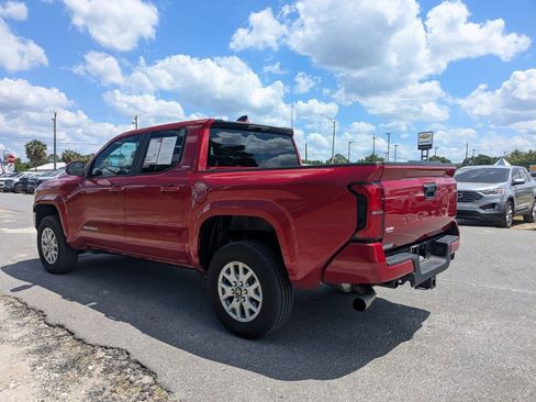 Used 2025 Toyota Tacoma SR5 RWD image 5