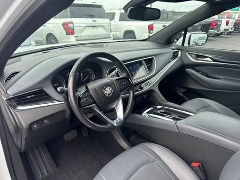 Used 2023 Buick Enclave Essence FWD image 11