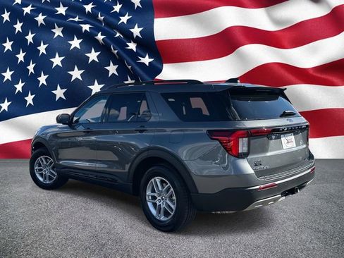 New 2026 Ford Explorer Active w/ Active Comfort Package image 11