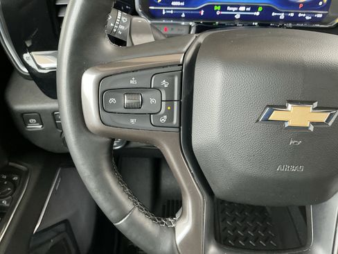 Used 2023 Chevrolet Silverado 1500 High Country image 12