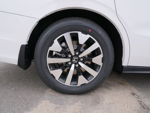 New 2026 Honda Odyssey EX-L image 11