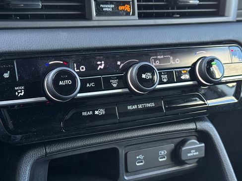 New 2026 Honda Pilot Sport image 17