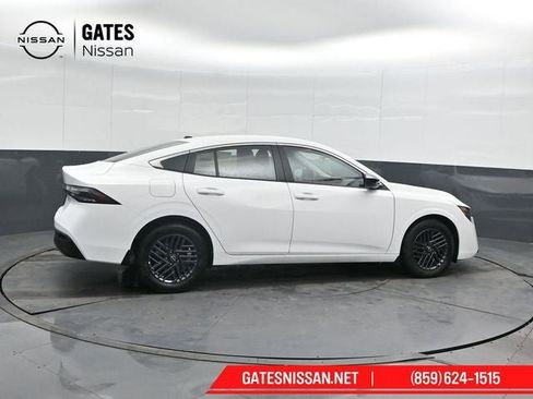 New 2026 Nissan Sentra SV w/ Floor Mat Package FWD image 3