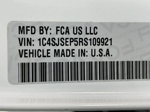 Used 2024 Jeep Grand Wagoneer L 4WD image 44