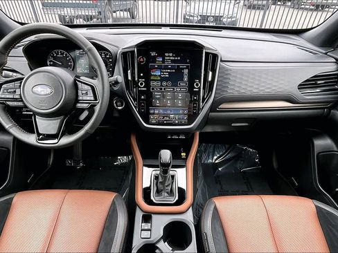 Used 2025 Subaru Forester Touring w/ Popular Package - Touring image 16