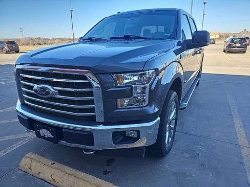 Used 2017 Ford F150 XLT w/ Equipment Group 302A Luxury image 2