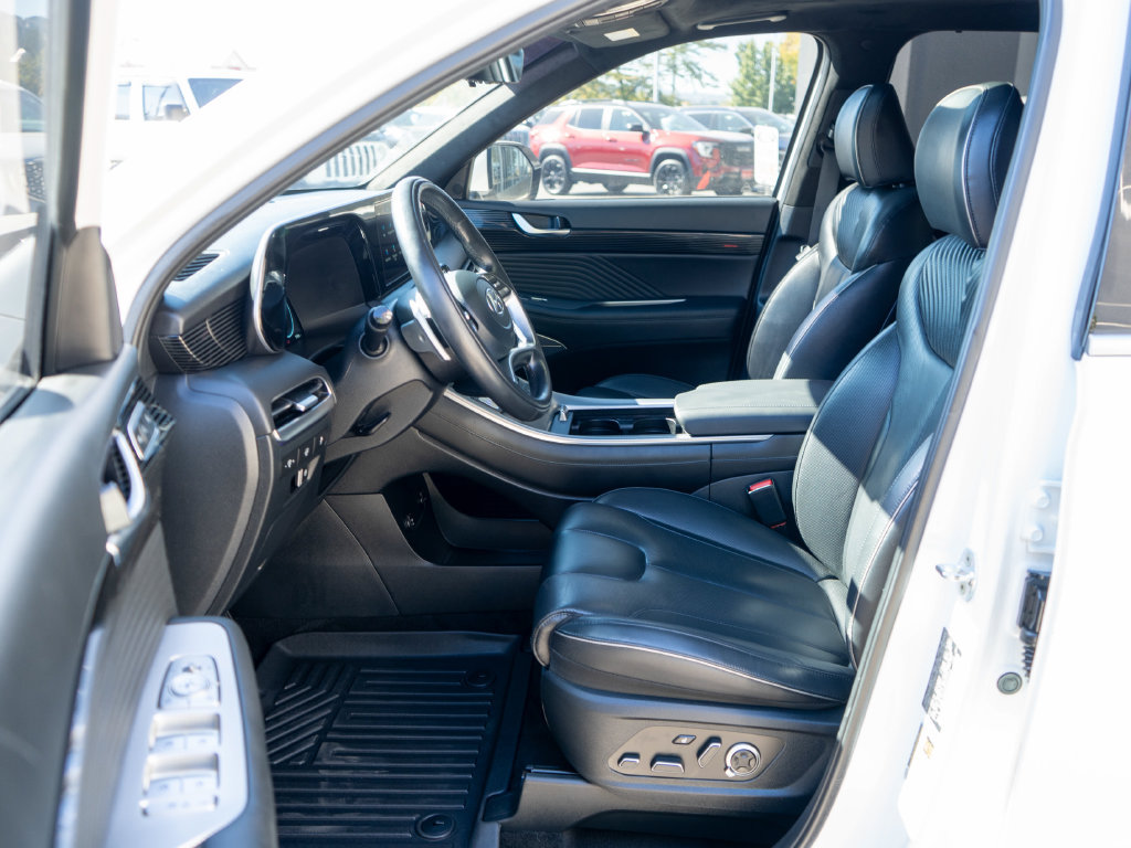 Used 2023 Hyundai Palisade Calligraphy AWD/4WD image 11