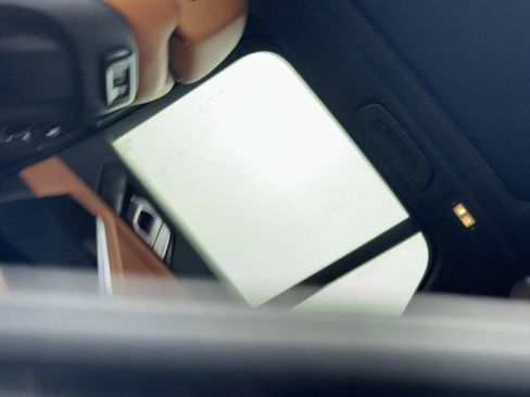 Used 2023 BMW X5 sDrive40i w/ Parking Assistance Package image 9