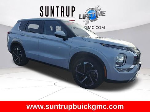 Used 2024 Mitsubishi Outlander SE image 8
