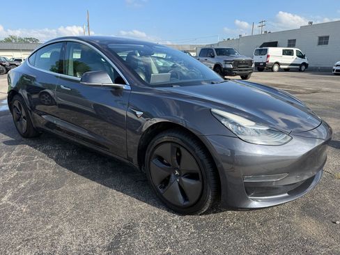 Used 2020 Tesla Model 3 Standard Range RWD image 28