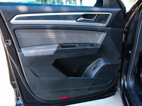 Used 2023 Volkswagen Atlas Cross Sport SEL Premium R-Line image 12