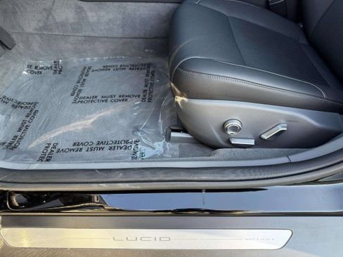 Used 2025 Lucid Air Pure image 18