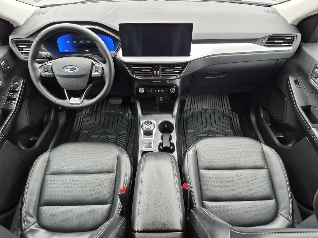 Used 2025 Ford Escape Platinum AWD/4WD image 15