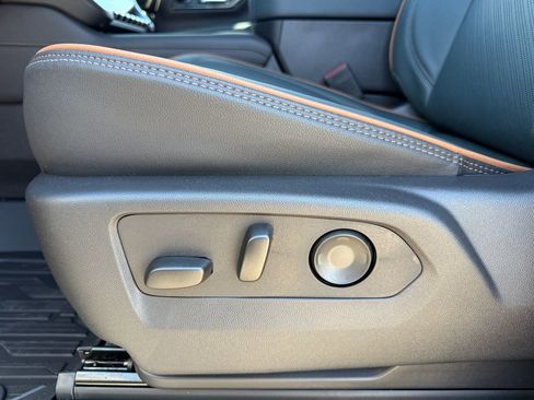 New 2026 GMC Yukon AT4 image 11