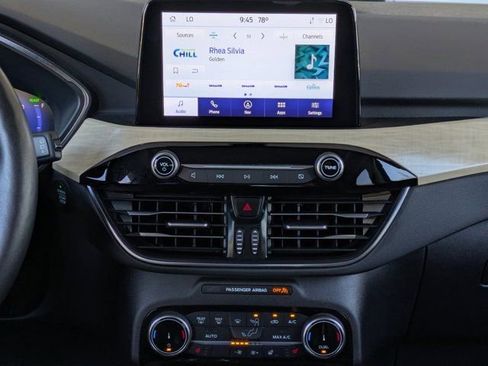 Used 2022 Ford Escape Titanium w/ Titanium Elite Package image 15