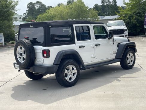 Used 2020 Jeep Wrangler Unlimited Sport S AWD/4WD image 9