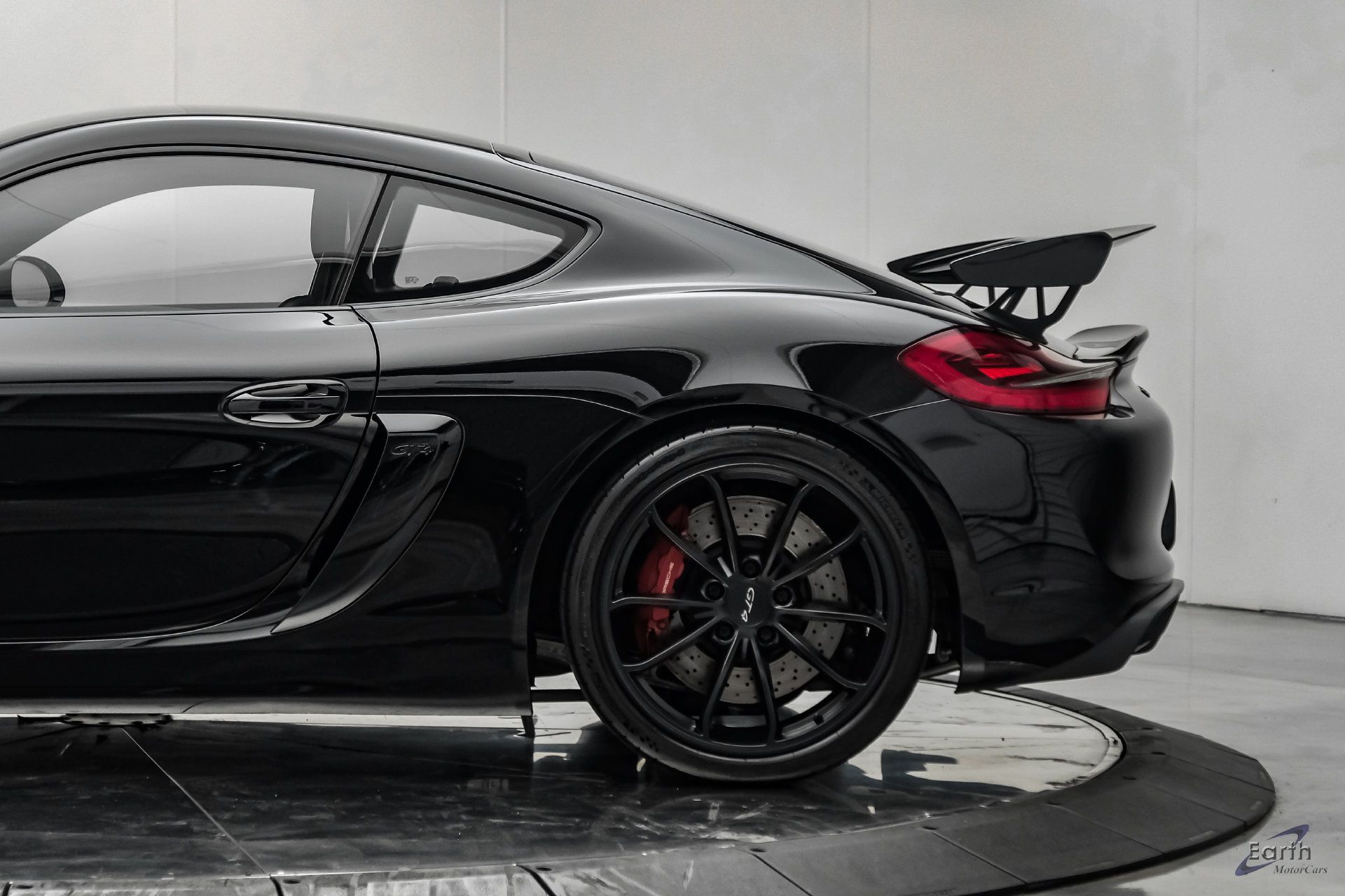 Used 2016 Porsche Cayman GT4 RWD image 10