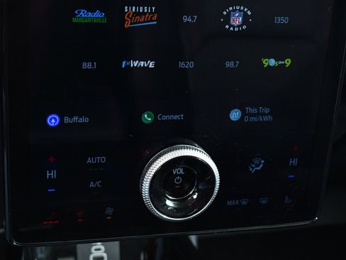 Used 2025 Ford Mustang Mach-E Premium w/ Sport Appearance Package image 29