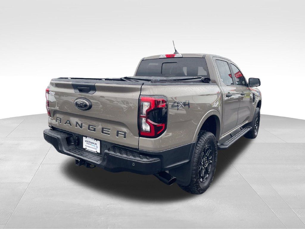 Used 2025 Ford Ranger XLT w/ Equipment Group 301A High AWD/4WD image 5