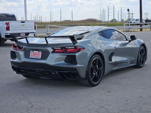 Used 2023 Chevrolet Corvette Stingray Coupe w/ Z51 Performance Package RWD image 5