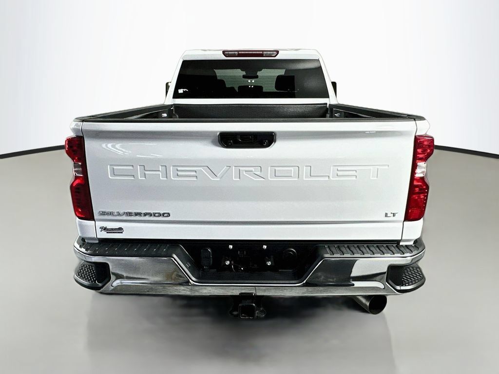 Used 2025 Chevrolet Silverado 2500 LT w/ Convenience Package AWD/4WD image 6