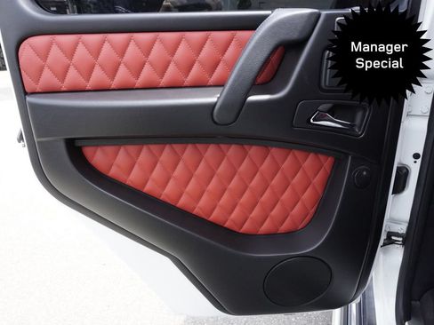 Used 2016 Mercedes-Benz G 63 AMG 4MATIC image 28