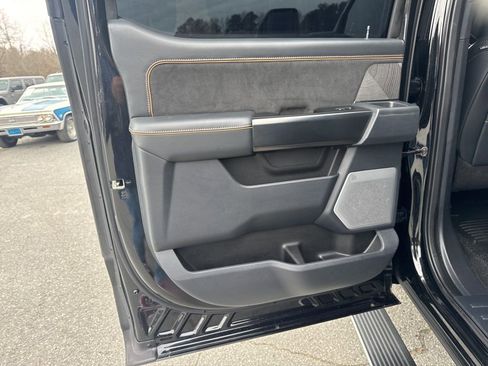 Used 2023 Ford F350 Platinum image 31