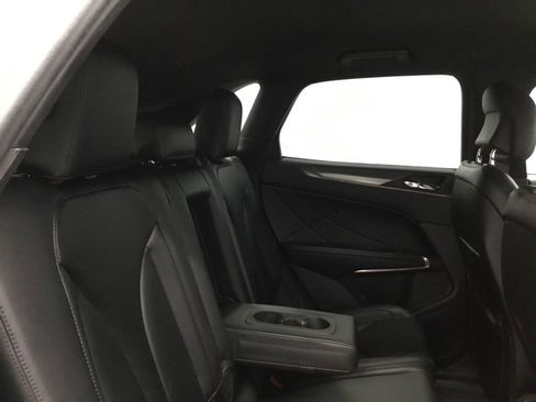 Used 2018 Lincoln MKC Premiere image 21