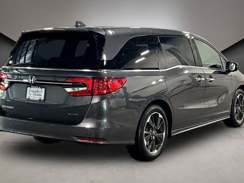 Used 2024 Honda Odyssey Elite image 6