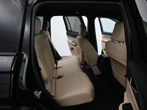 Used 2023 Jeep Grand Cherokee Limited image 12