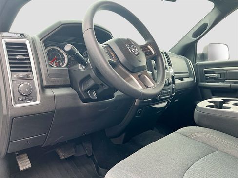 Used 2022 RAM 1500 Classic Warlock w/ Trailer Tow Group image 9