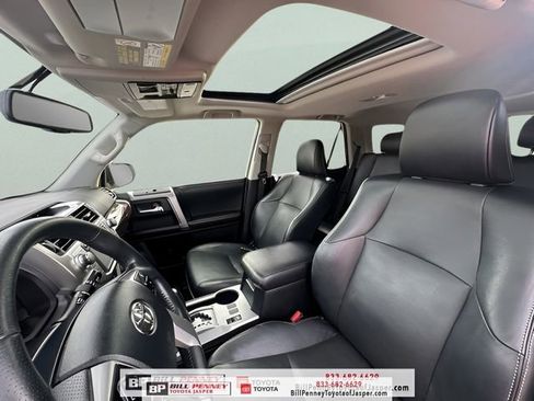 Used 2018 Toyota 4Runner Limited image 19