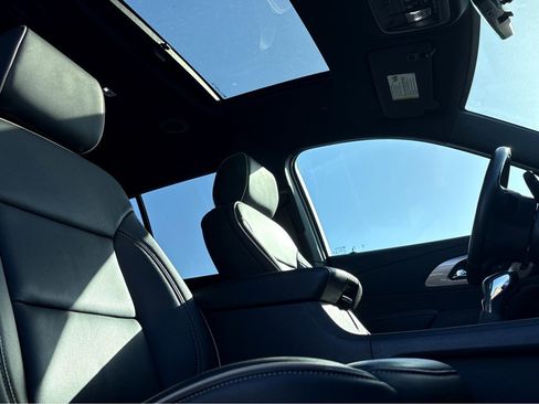 Used 2022 Chevrolet Traverse Premier w/ Redline Edition image 14