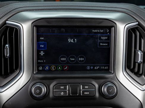 Used 2022 Chevrolet Silverado 2500 LTZ w/ LTZ Plus Package image 23