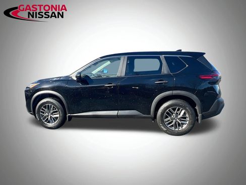 Used 2021 Nissan Rogue S image 5