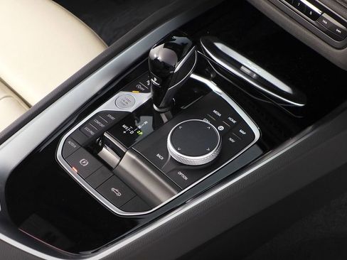 Used 2025 BMW Z4 M40i w/ Premium Package image 20