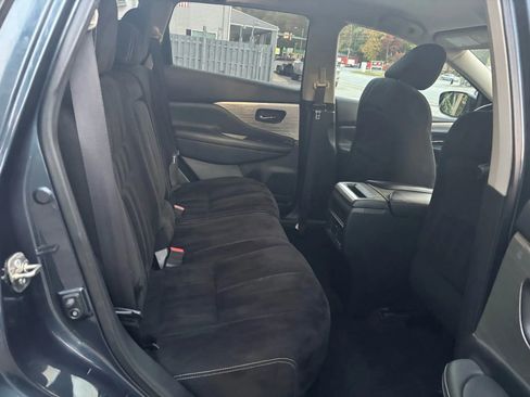 Used 2016 Nissan Murano SV image 18