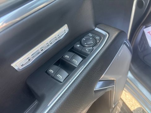 Used 2024 GMC Sierra 1500 Denali w/ Denali Reserve Package AWD/4WD image 16