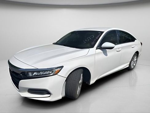 Used 2019 Honda Accord LX image 2