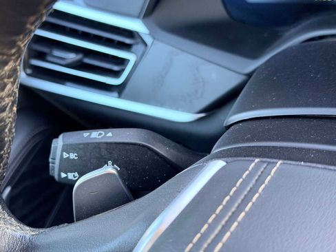 Used 2022 BMW X7 xDrive40i w/ Executive Package image 28