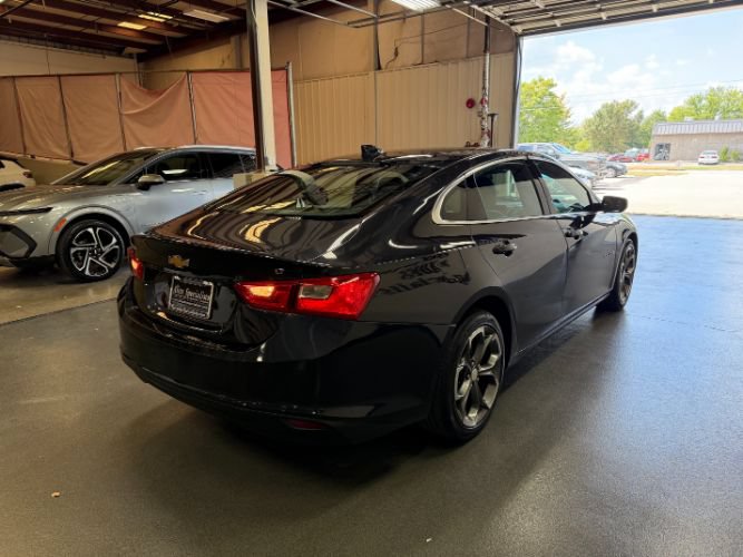 Used 2023 Chevrolet Malibu LT FWD image 5