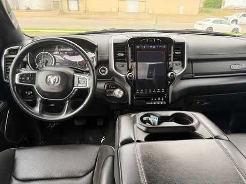 Used 2023 RAM 1500 Laramie AWD/4WD image 32