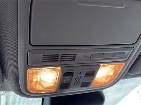 Used 2014 Honda Odyssey EX-L image 16