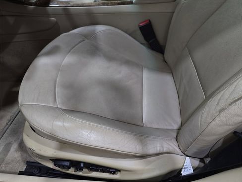 Used 2005 BMW Z4 2.5i image 27