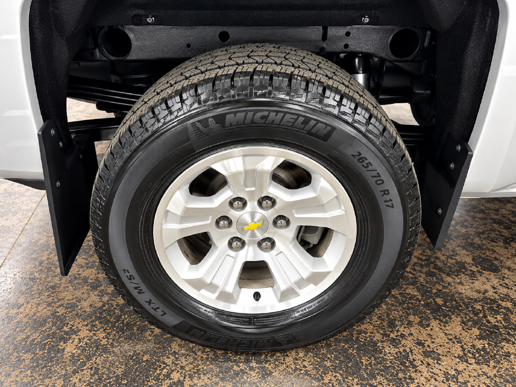 Used 2017 Chevrolet Silverado 1500 LT w/ All Star Edition AWD/4WD image 24